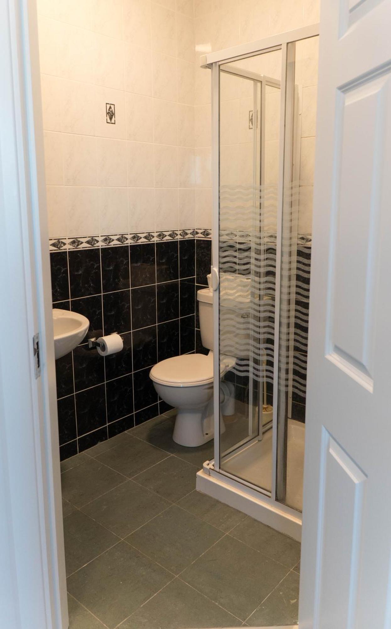 Glancys Accomadation Carrick on Shannon Exterior foto